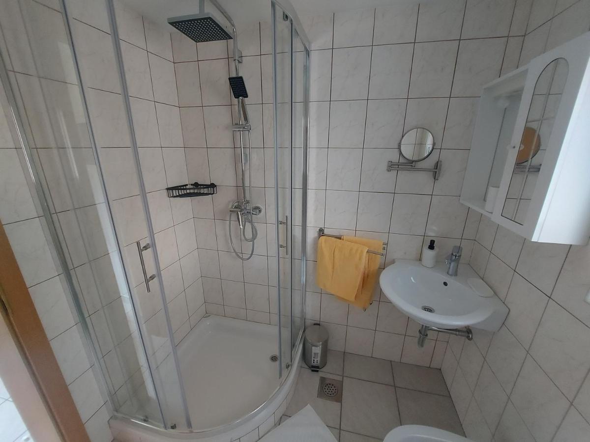 Apartma Markelj Радовлица Екстериор снимка